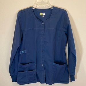 Wonder Wink Flex scrub jacket size medium